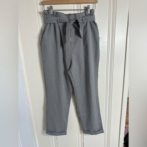 Sienna Sky Plad Women Dress Pants. size Medium